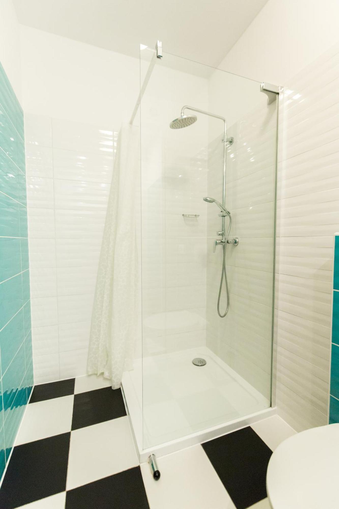 Tara Garden Hotel Велика Горица Екстериор снимка