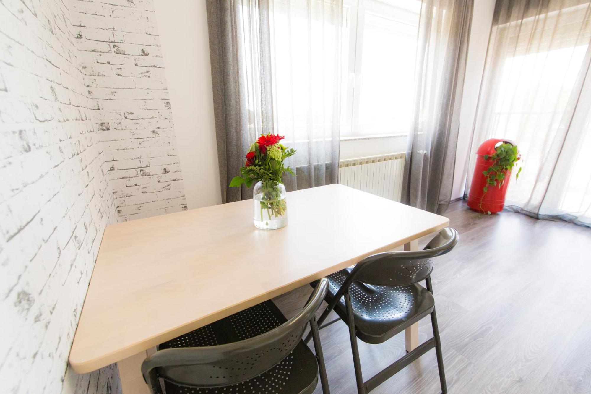Tara Garden Hotel Велика Горица Екстериор снимка
