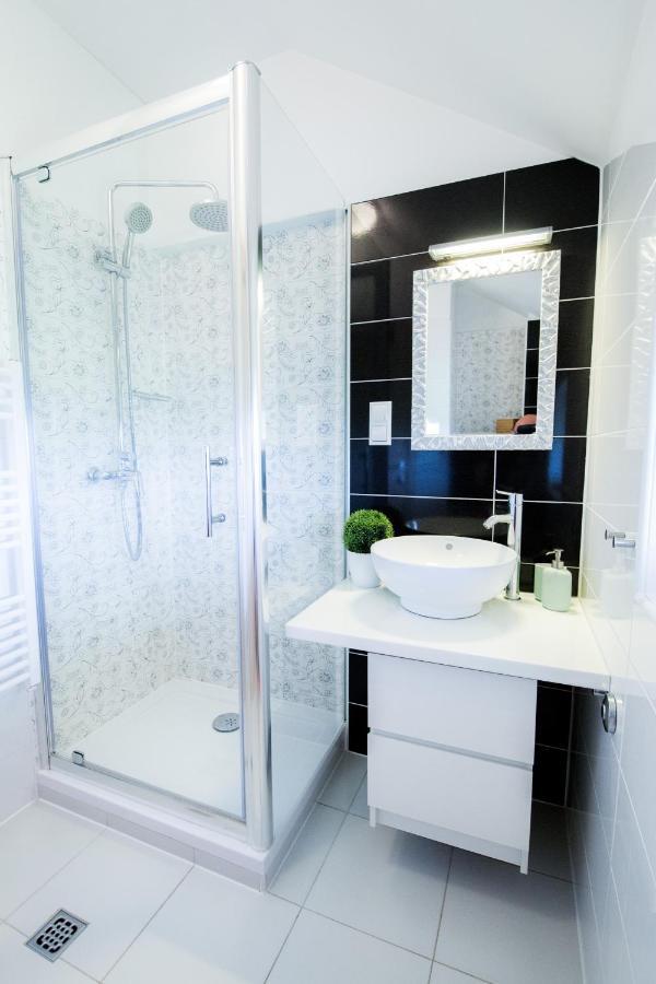 Tara Garden Hotel Велика Горица Екстериор снимка